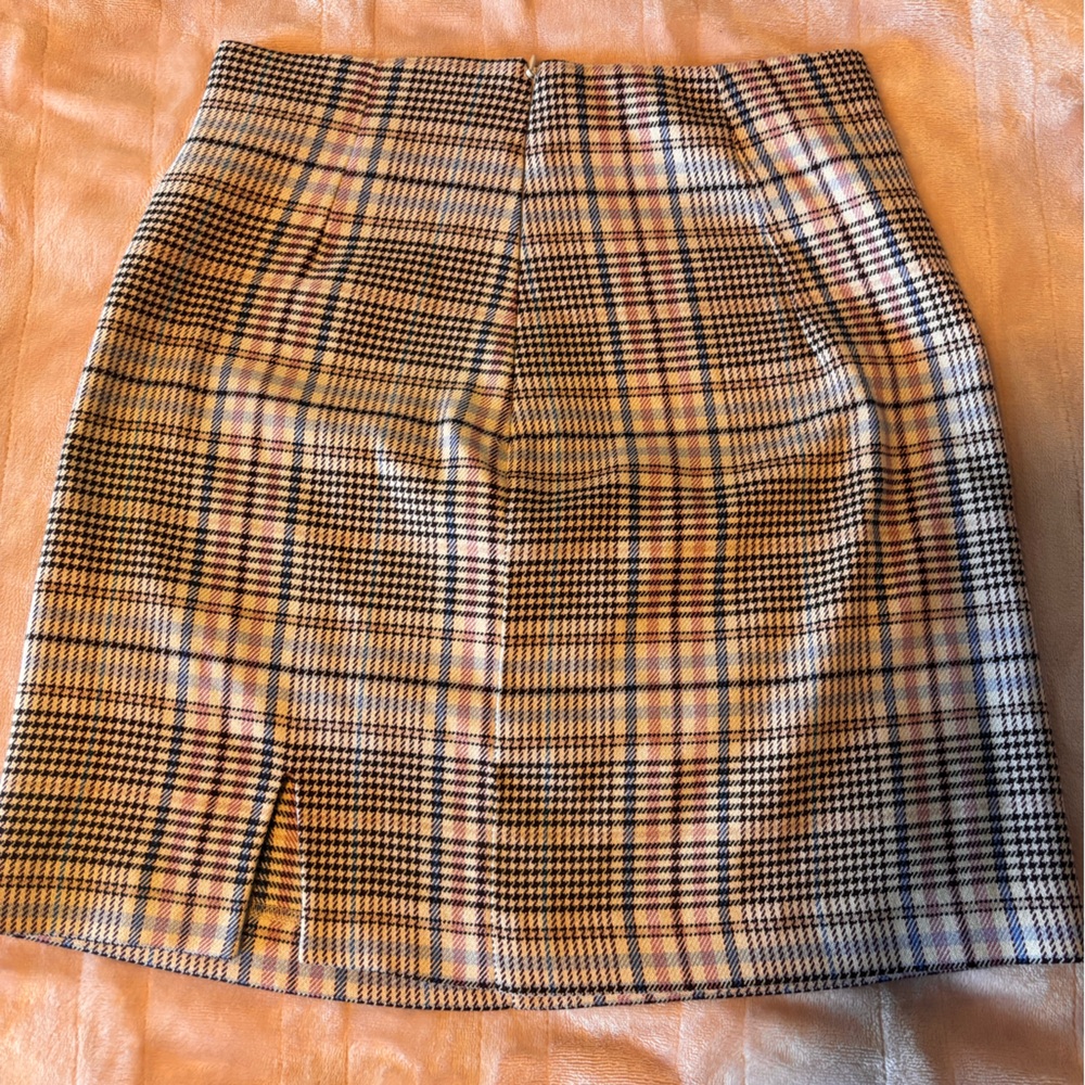 Dynamite Plaid Skirt